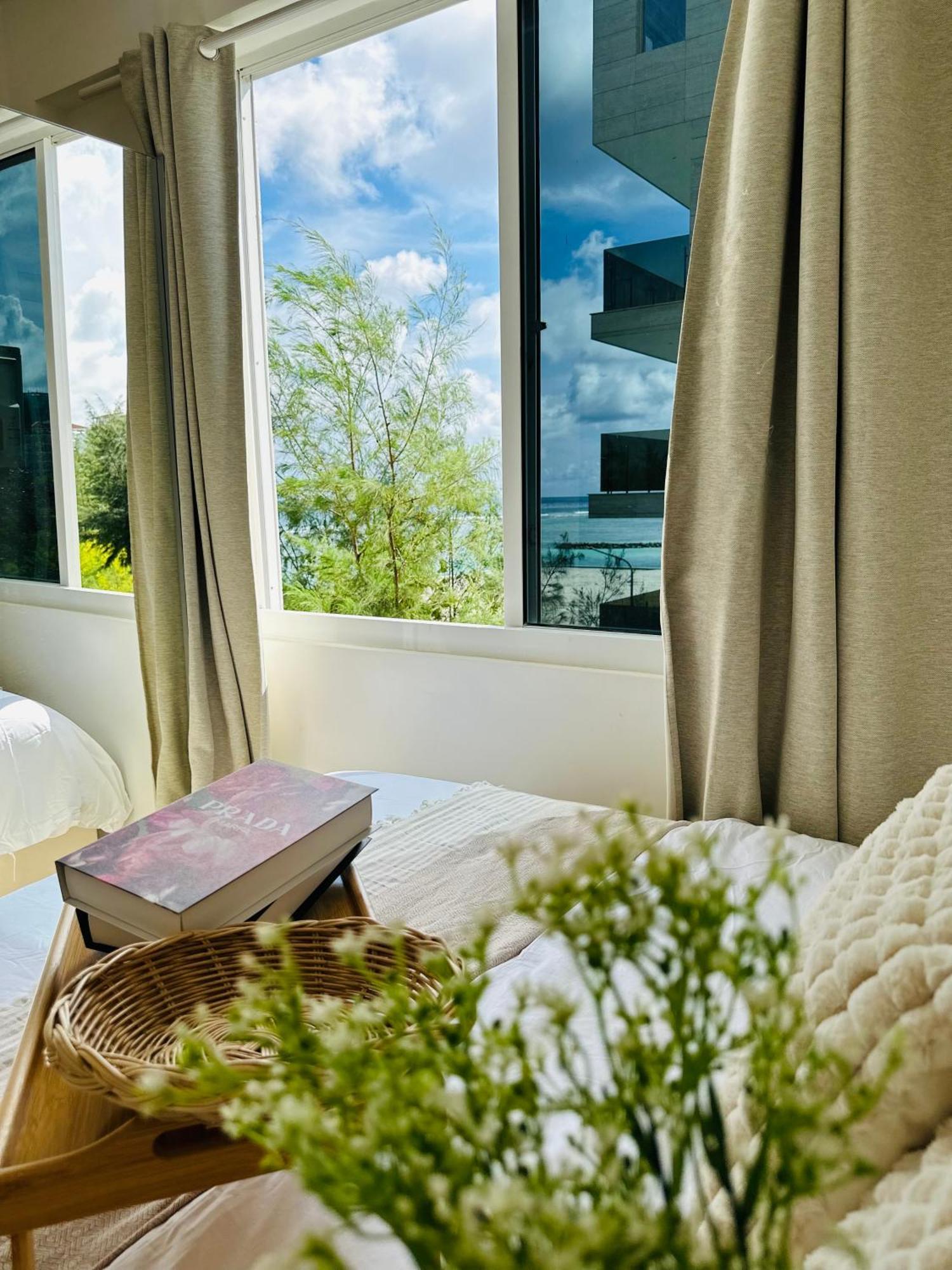 Lazzlla Beachside Apartament *